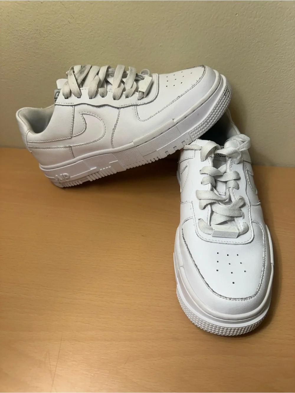 Nike Air Force 1 Pixel White Women’s Shoes Size 7